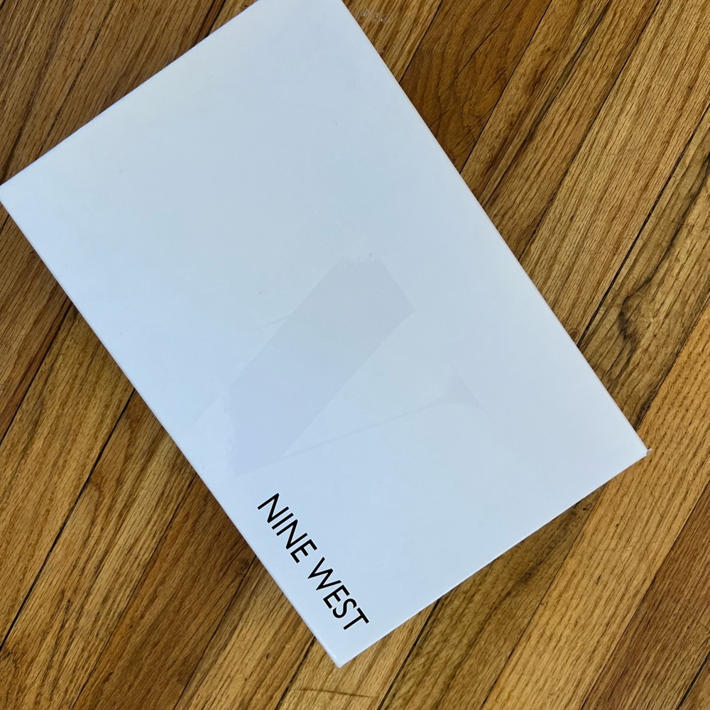 Square Toe Gold Heels - image 3